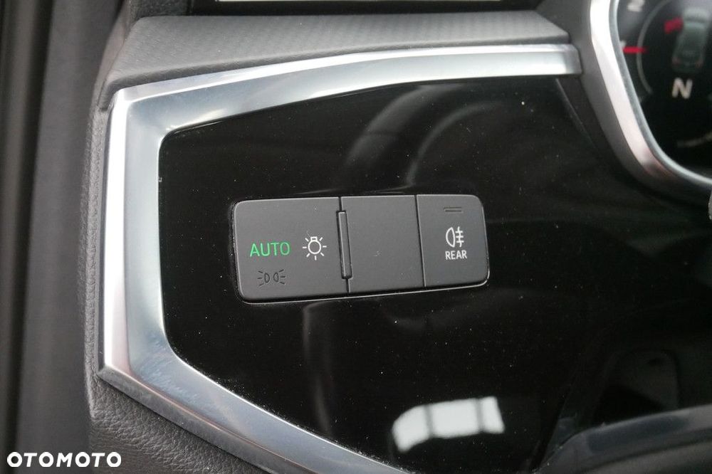 Audi Q3 - 24