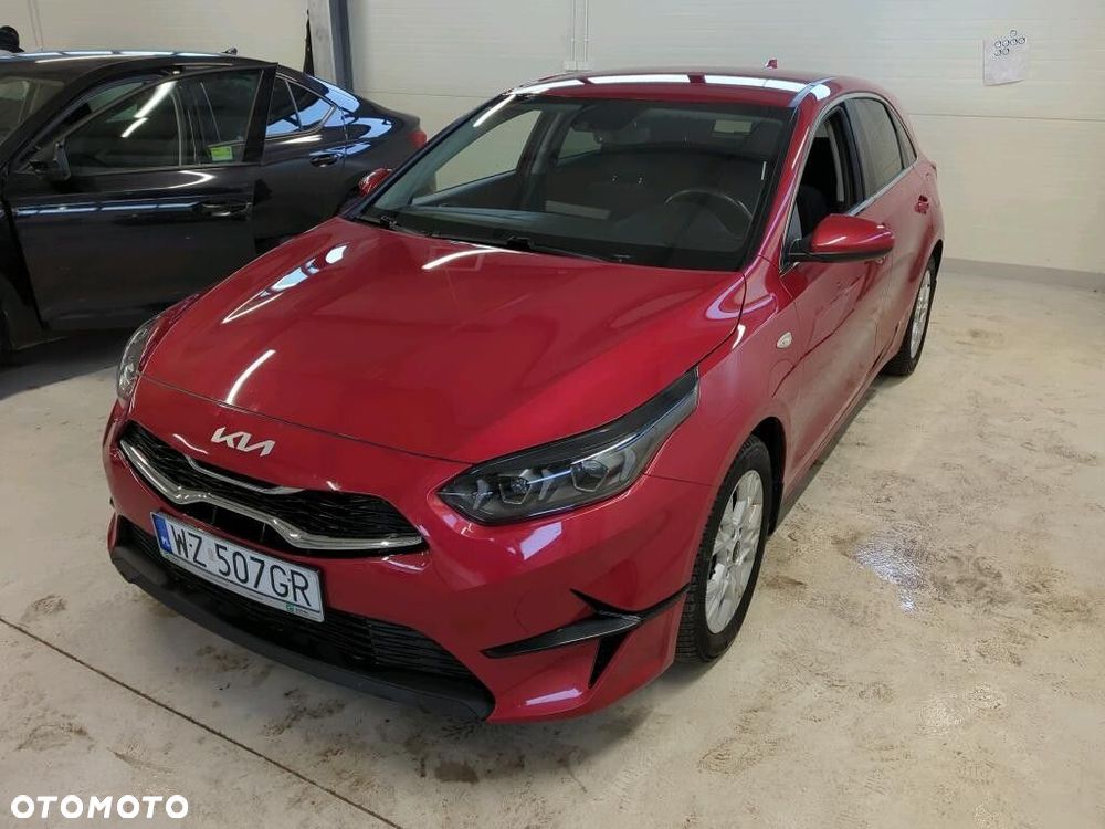 Kia Ceed - 1