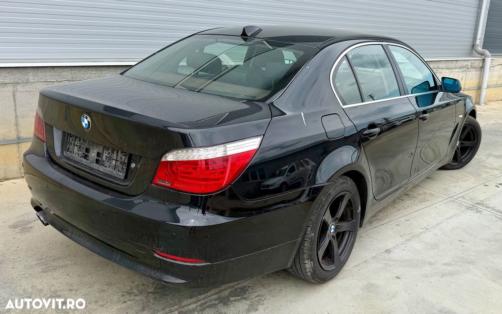 BMW Seria 5 520d Edition Sport - 27