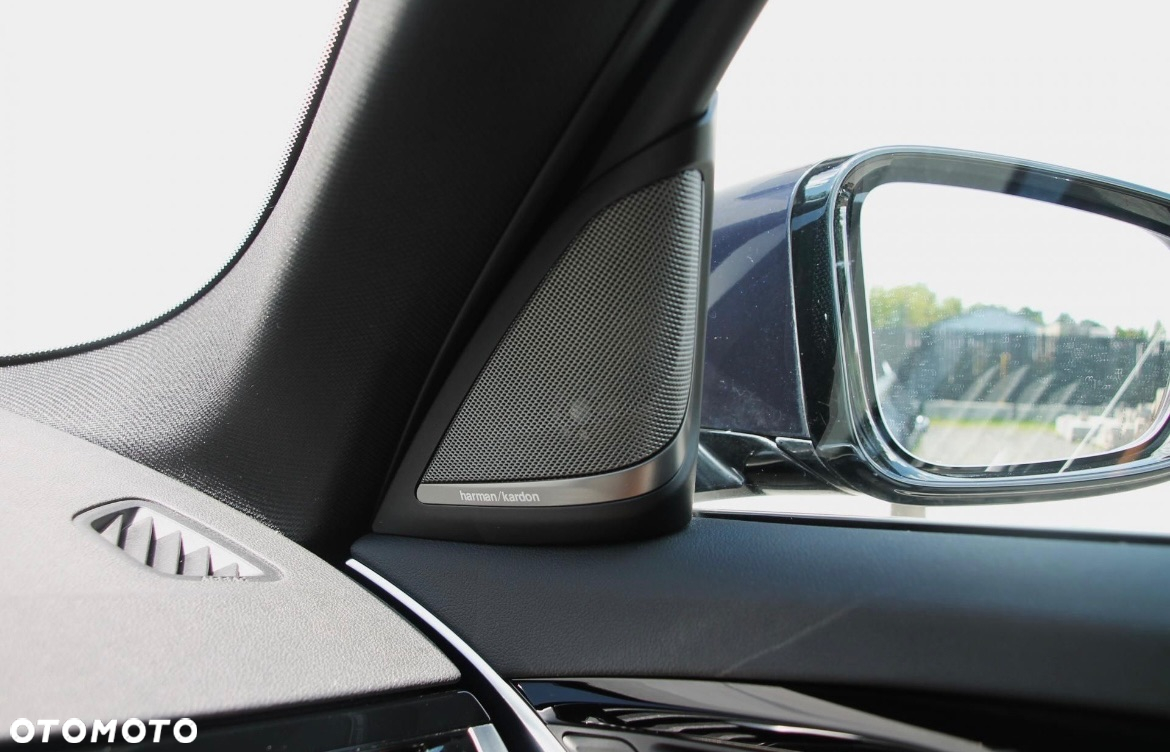 BMW Seria 5 520d Touring - 16