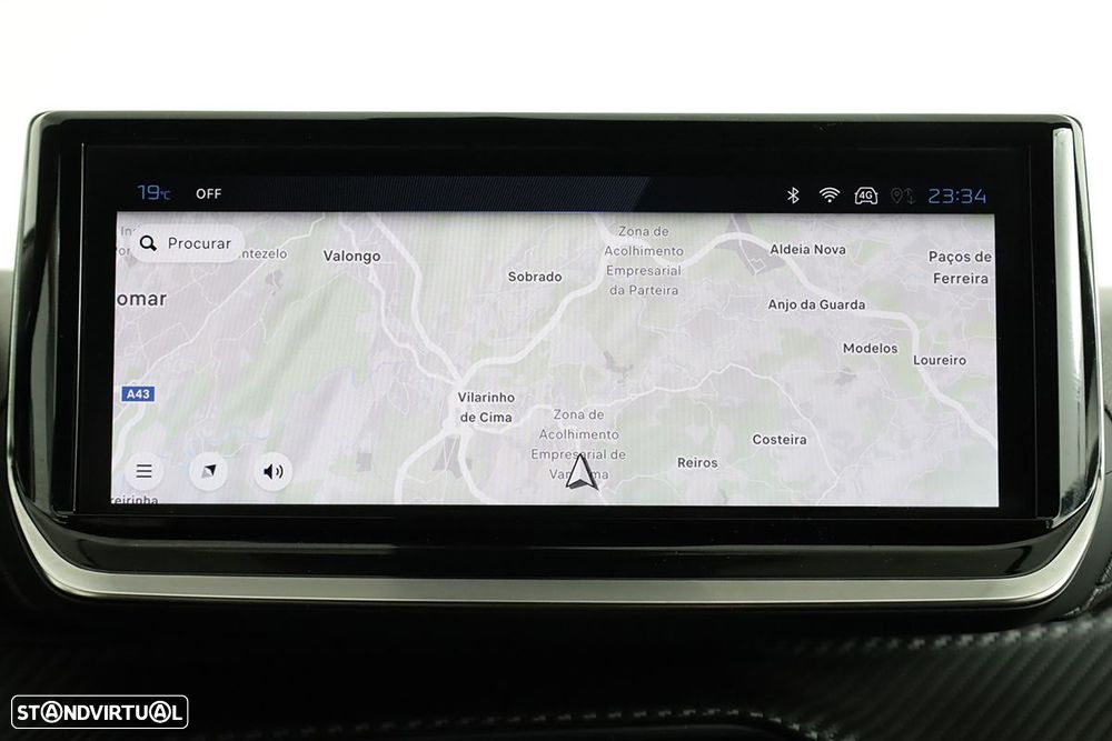 Peugeot 2008 1.2 PureTech Allure EAT8 - 11