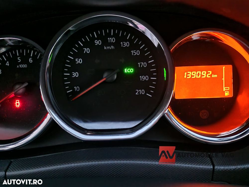 Dacia Duster 1.6 4x4 Prestige - 17