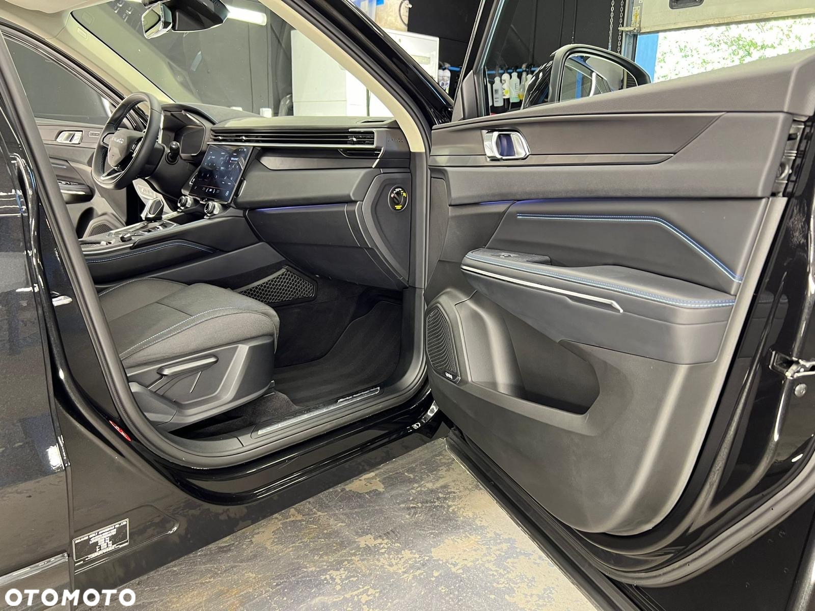 Lynk & Co 01 PHEV - 18