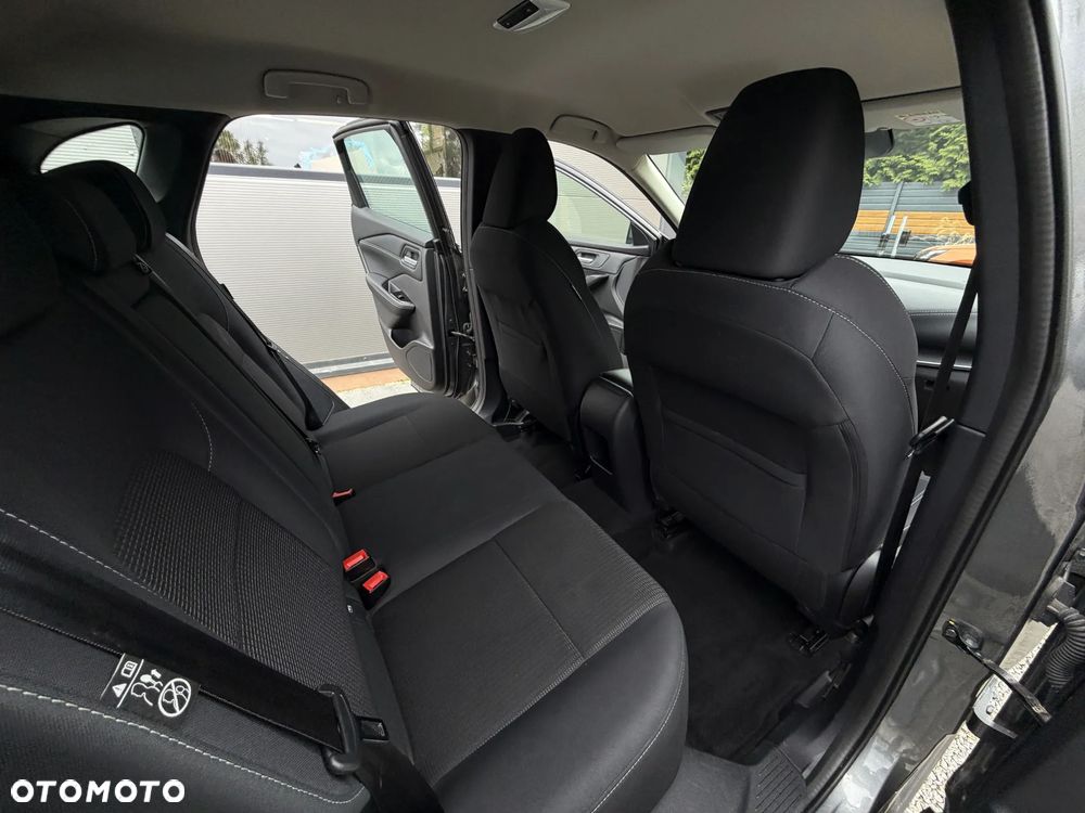 Nissan Qashqai 1.3 DIG-T AKARI - 18