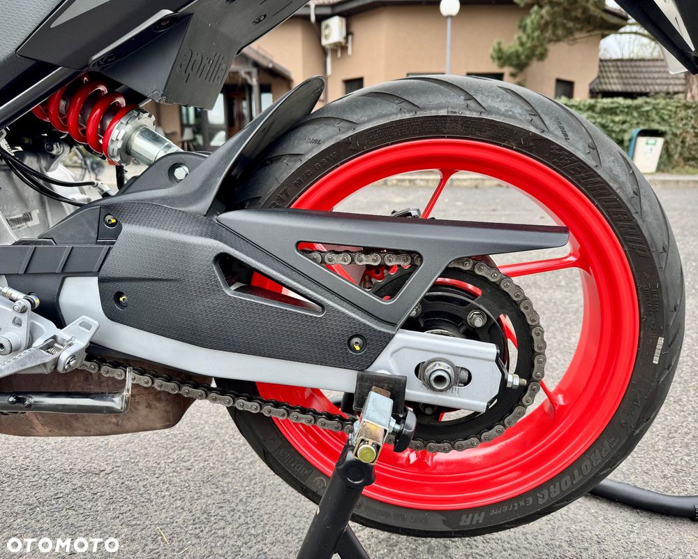 Aprilia RS - 28