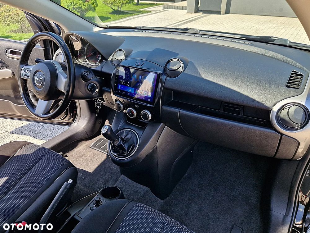 Mazda 2 1.3 Exclusive - 18