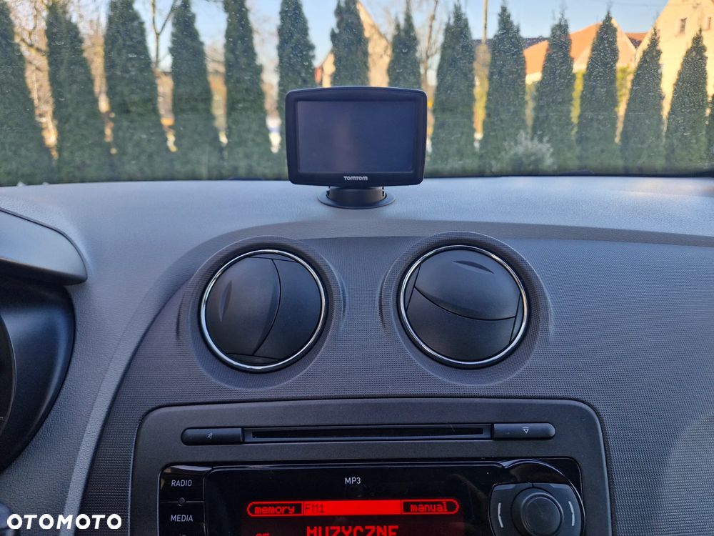 Seat Ibiza 1.4 16V Style Salsa - 16