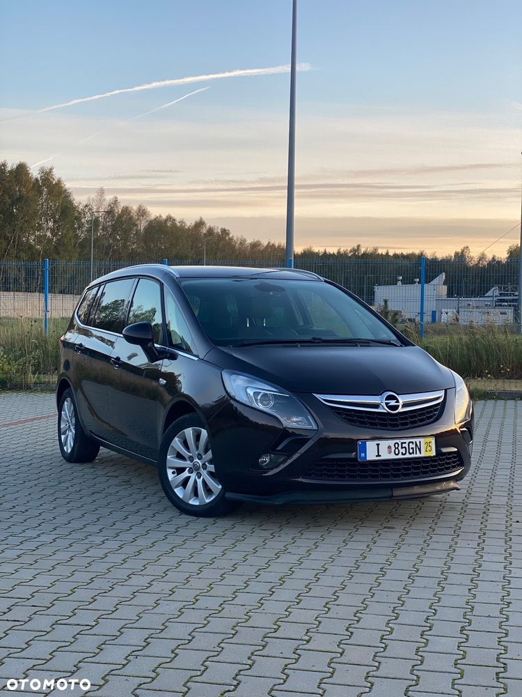 Opel Zafira - 1