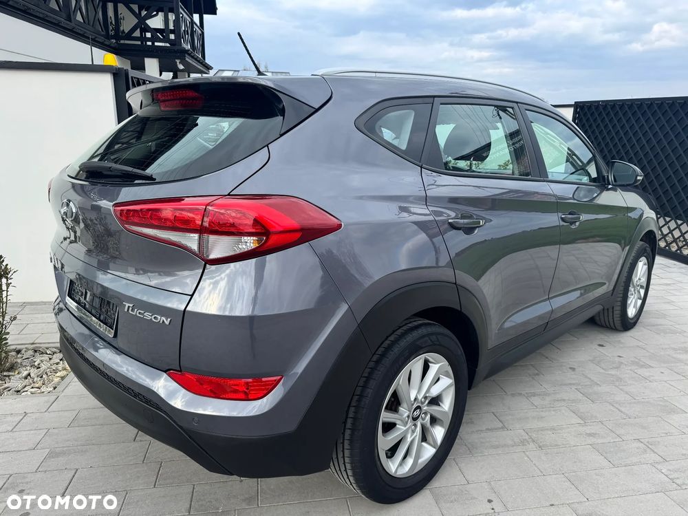 Hyundai Tucson blue 1.7 CRDi 2WD Passion - 9