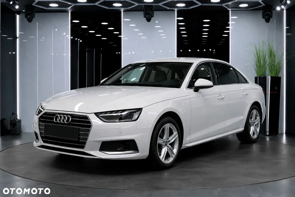 Audi A4 Limousine 35 TFSI mHEV S Line S tronic - 2