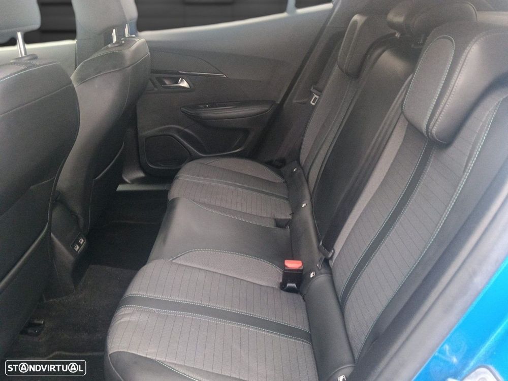 Peugeot 2008 1.5 BlueHDi Allure Pack - 11