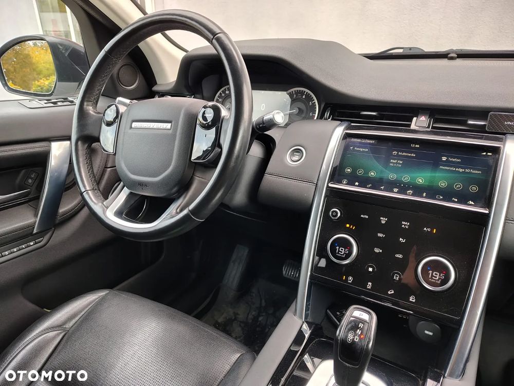 Land Rover Discovery Sport P250 SE - 29