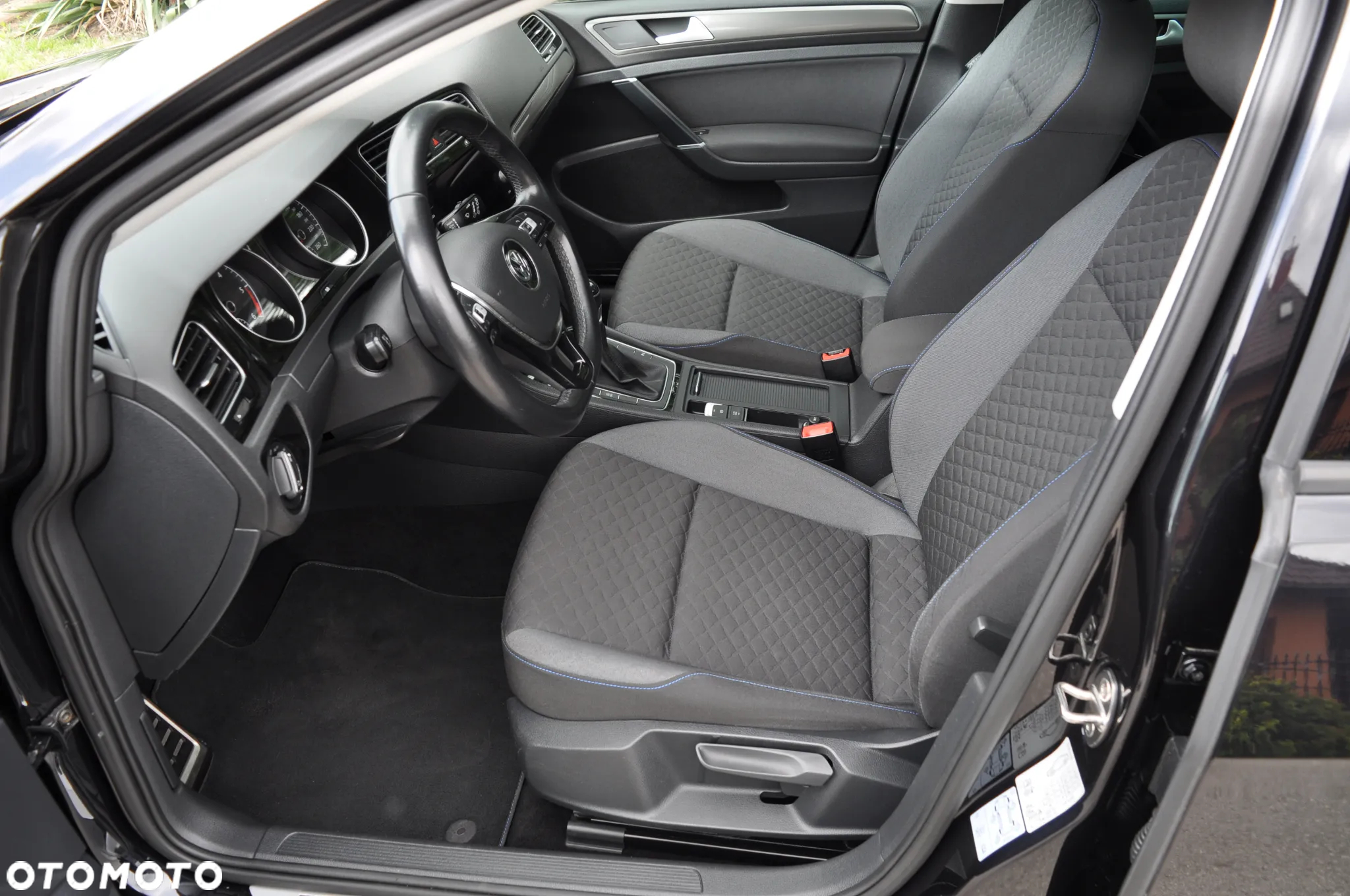 Volkswagen Golf 1.6 TDI Join - 23