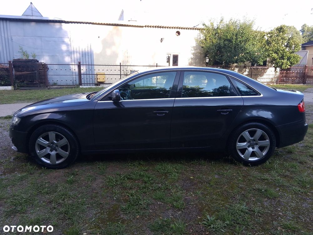 Audi A4 Limousine 2.0 TDI DPF Ambition - 13