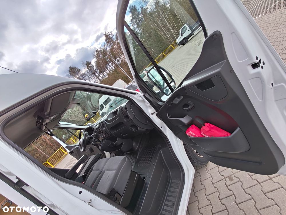 Renault Master - 16