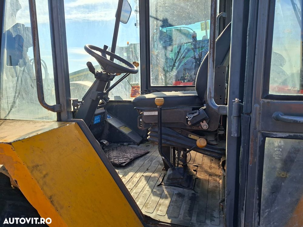 JCB 930 - 4