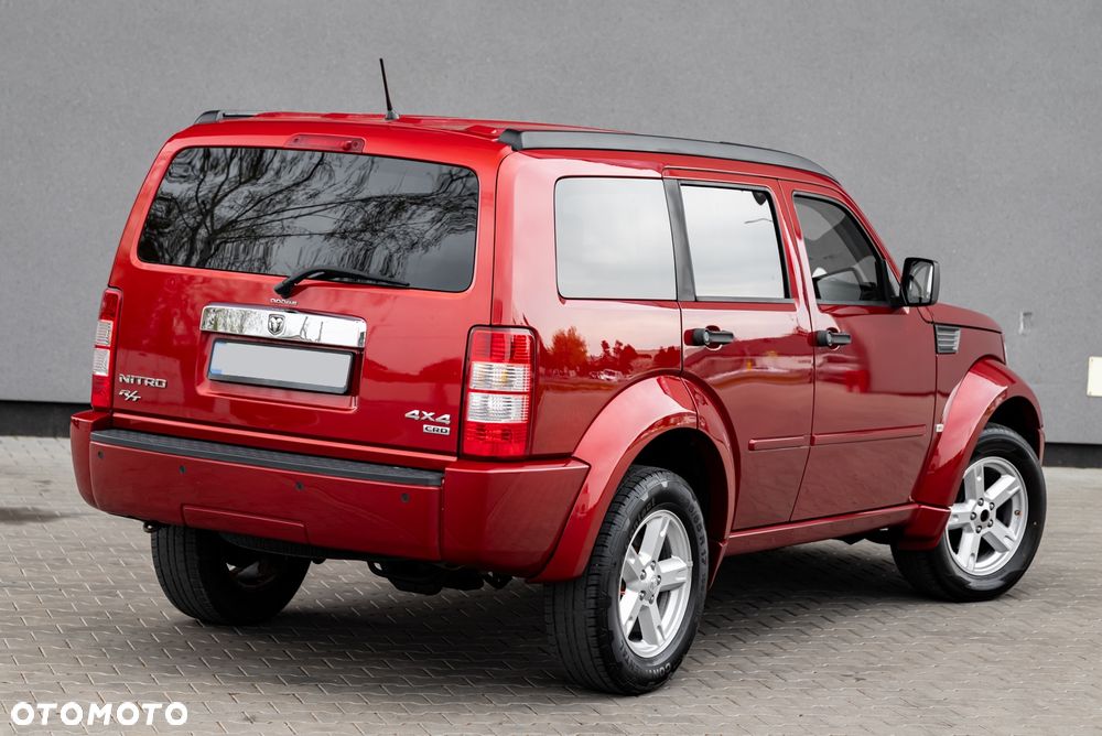 Dodge Nitro 2.8 CRD DPF Automatik R/T - 10