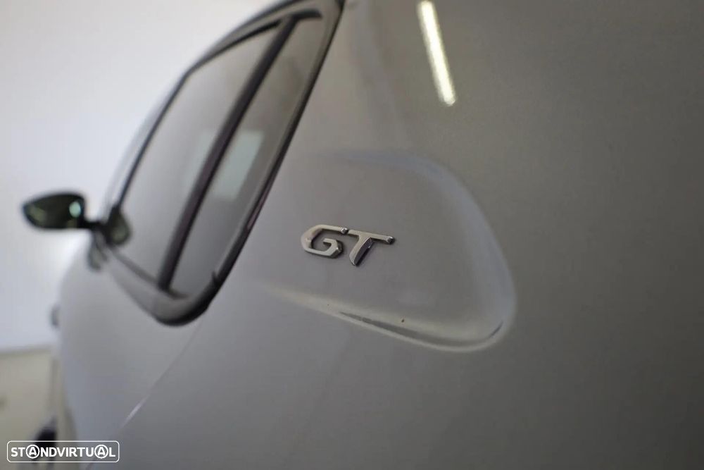 Peugeot 208 1.2 PureTech GT - 18
