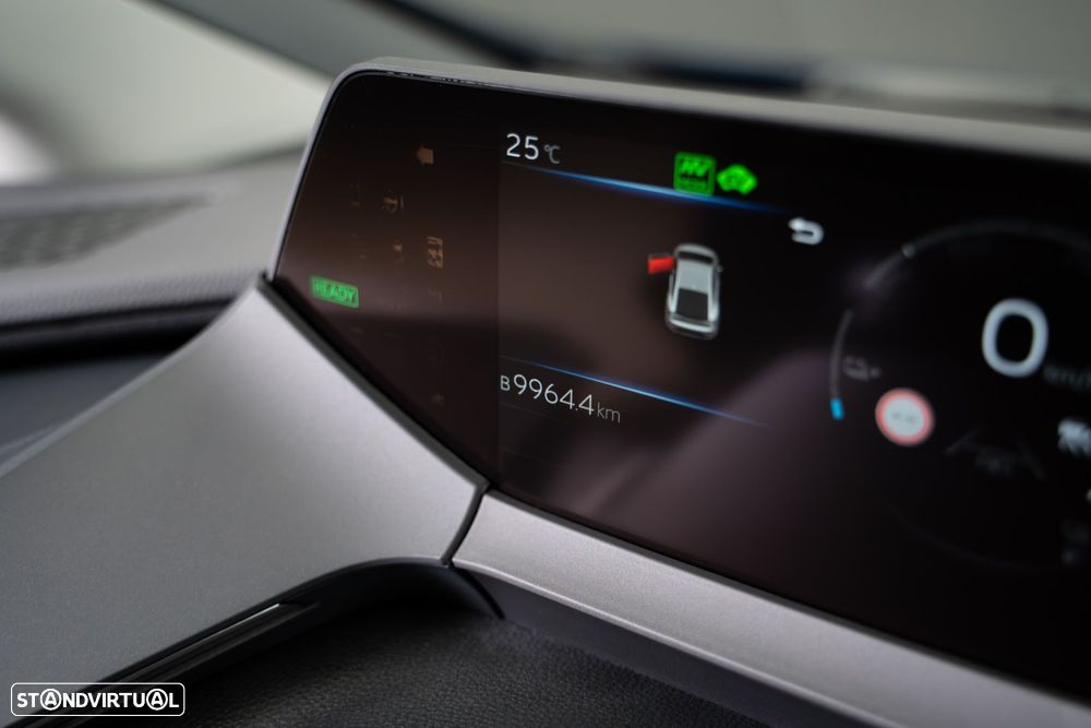 Toyota Prius 2.0 Plug-in Luxury - 22