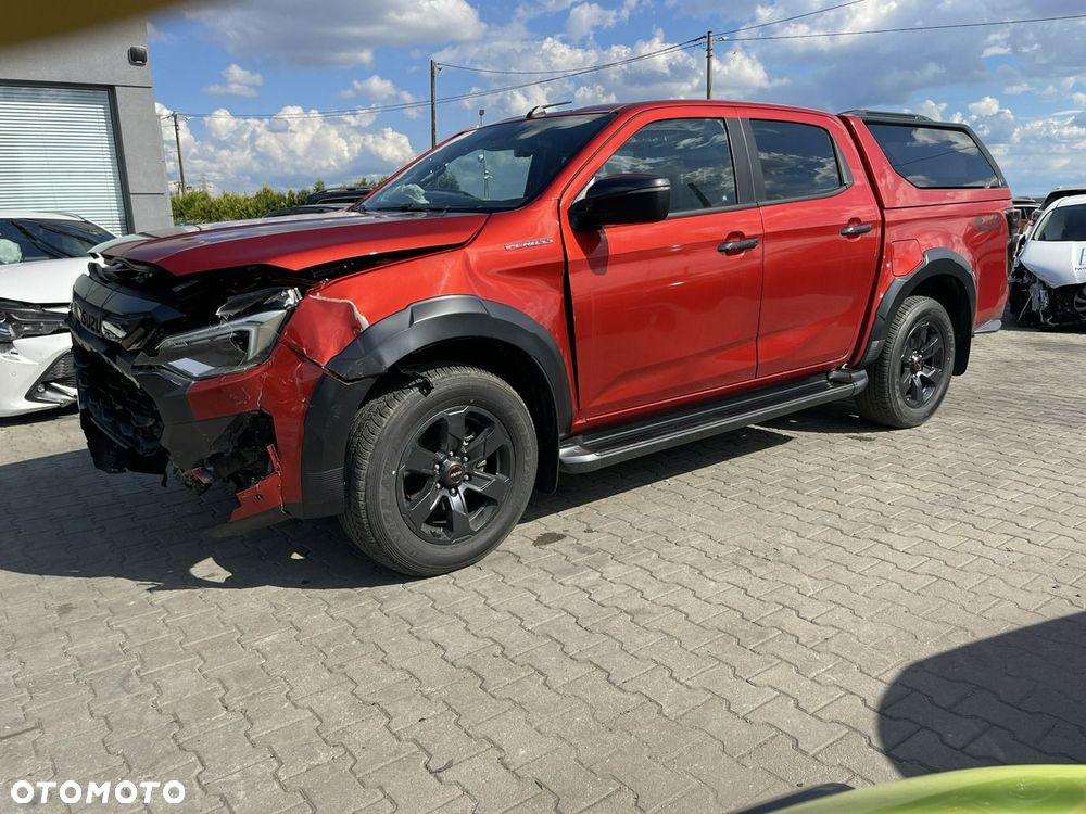 Isuzu D-Max Double Cab 4WD Autm V-Cross - 3