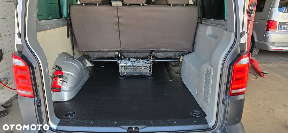 Volkswagen Transporter L2H1 Plus Comfortline DSG - 25