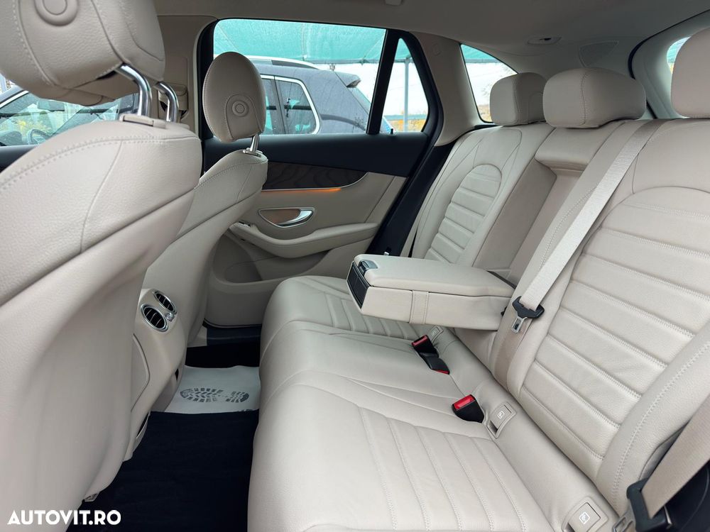 Mercedes-Benz GLC 220 d 4Matic 9G-TRONIC Exclusive - 6