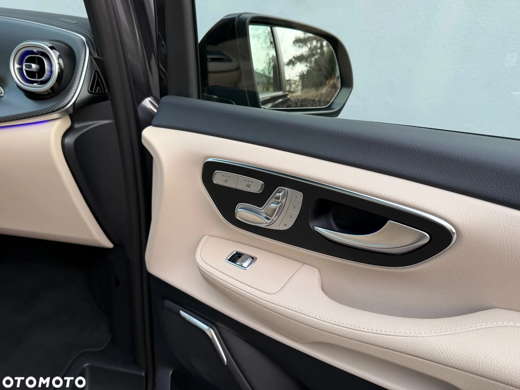 Mercedes-Benz Klasa V 300 d 4-Matic Avantgarde 9G-Tronic (d³ugi) - 29