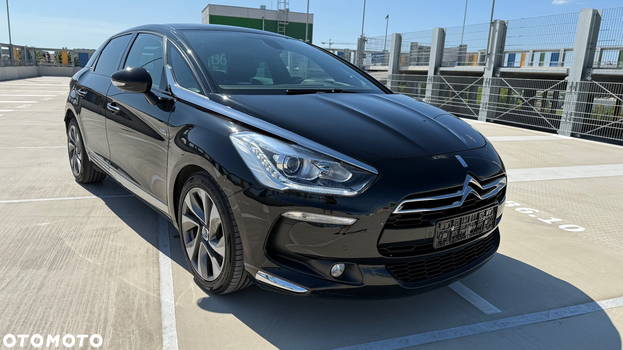 Citroën DS5 Hybrid4 EGS6 SportChic - 6