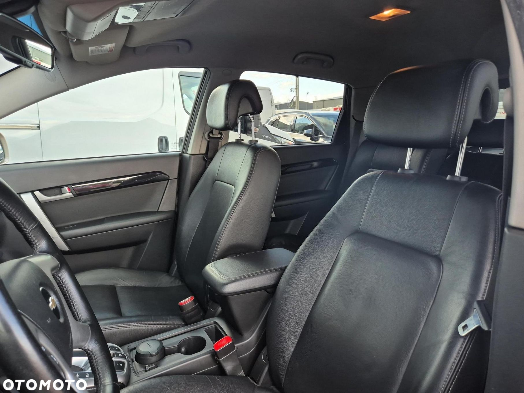 Chevrolet Captiva 2.4 LT+ - 11