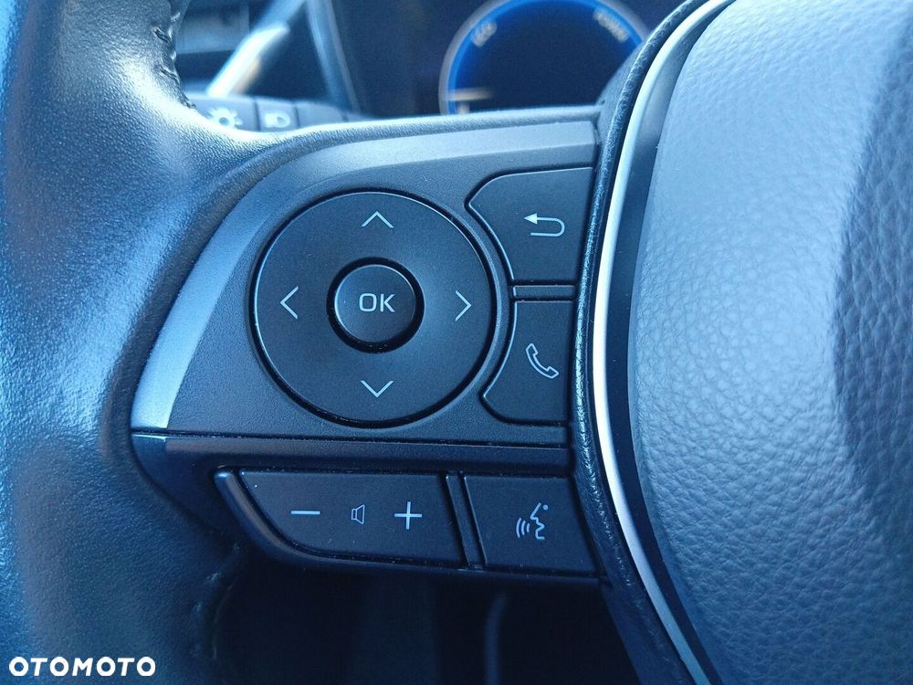 Toyota Corolla 1.8 Hybrid Comfort - 18