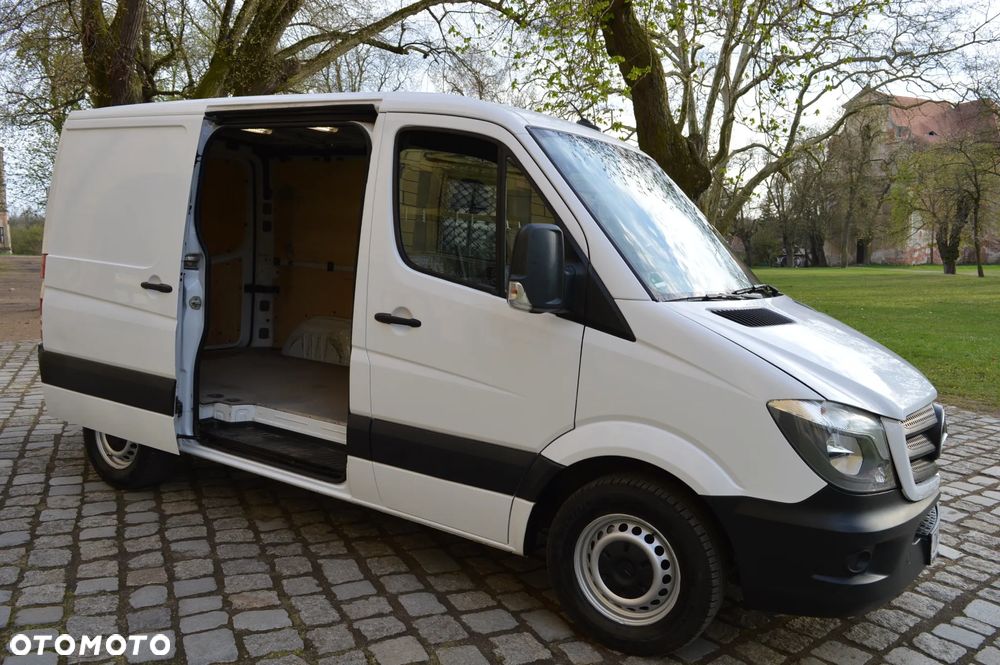 Mercedes-Benz SPRINTER - 13