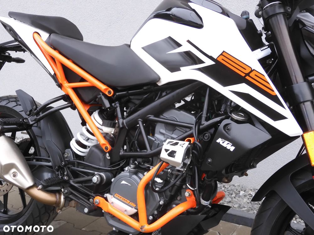 KTM Duke - 22