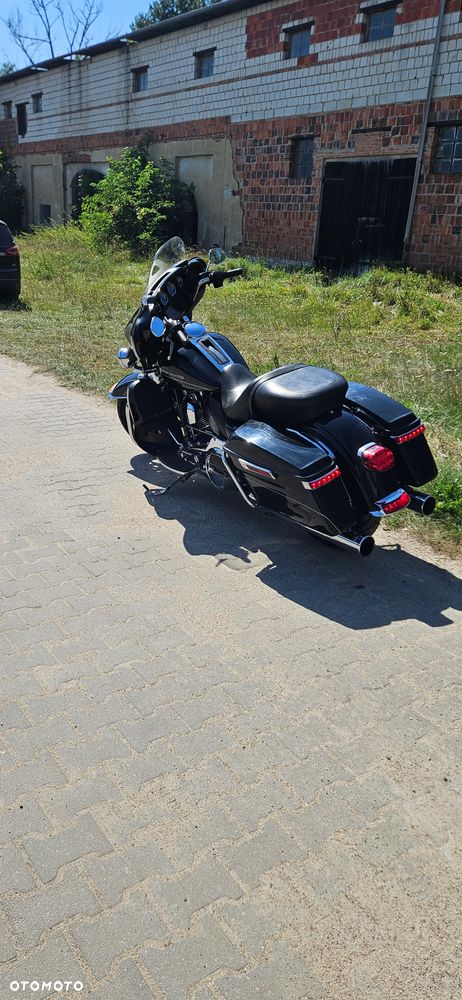 Harley-Davidson Touring Electra Glide - 10