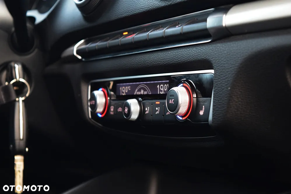 Audi A3 2.0 TDI Sportback (clean diesel) quattro Ambiente - 20