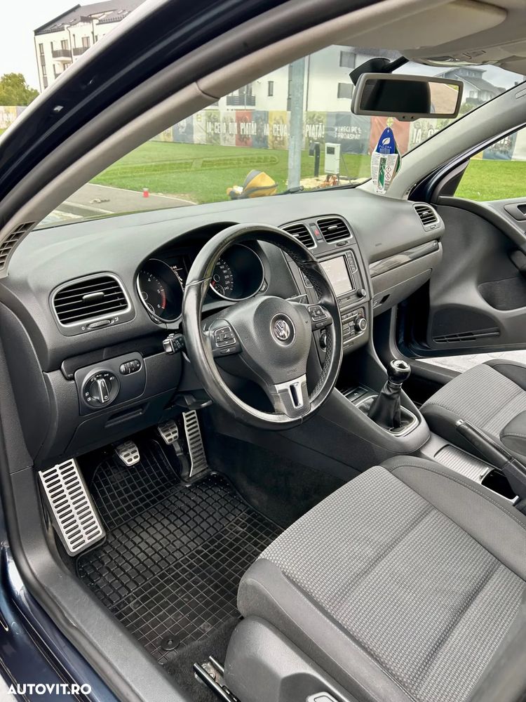 Volkswagen Golf - 12