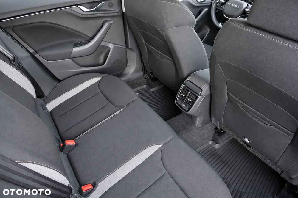 Skoda Kamiq 1.0 TSI Selection - 30