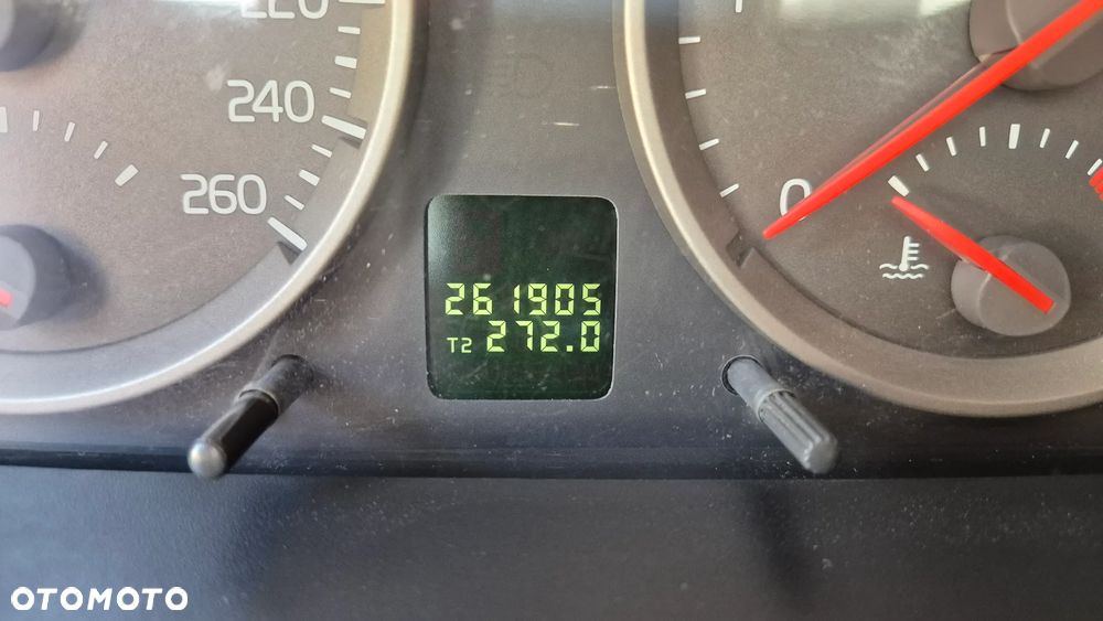 Volvo V50 2.0D Momentum - 18