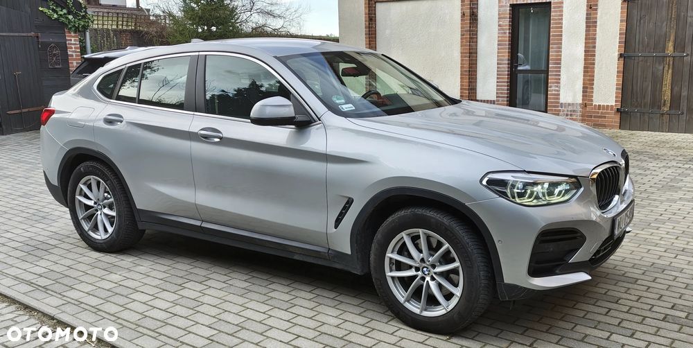 BMW X4 - 10