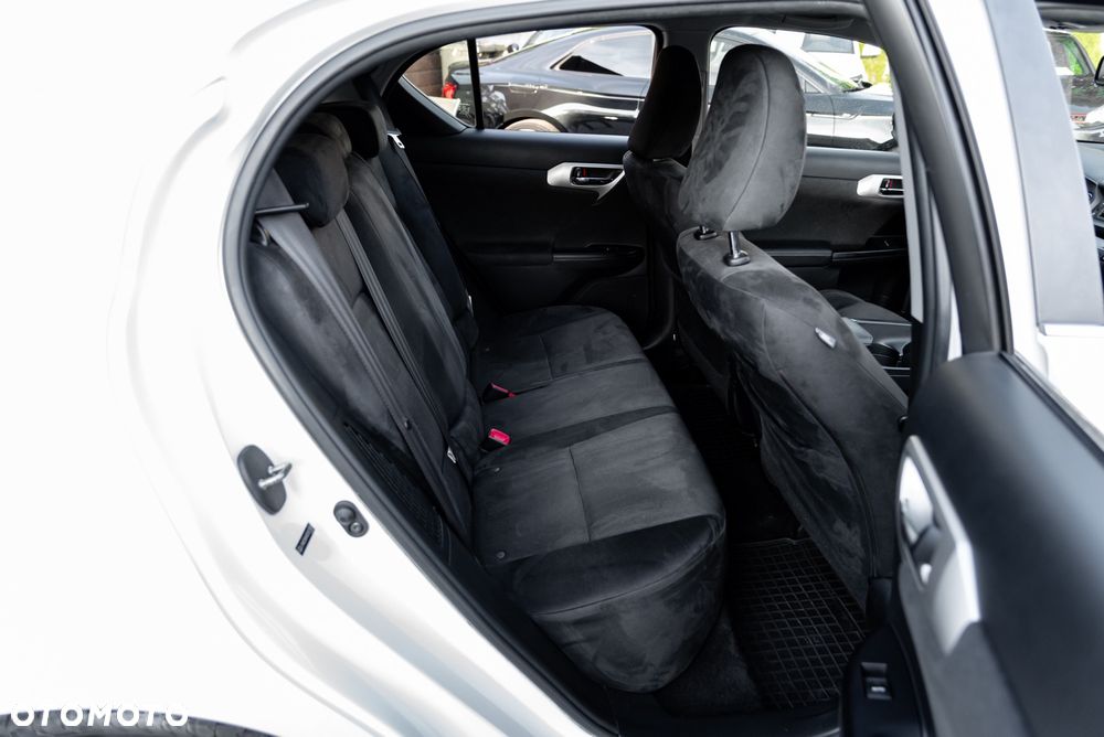 Lexus CT 200h Elegance - 25