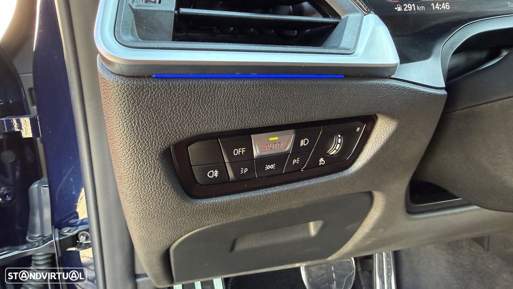 BMW M4 Competition xDrive - 39