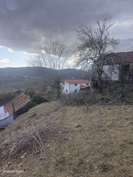 Casa para restauro - Grande imagem: 4/8