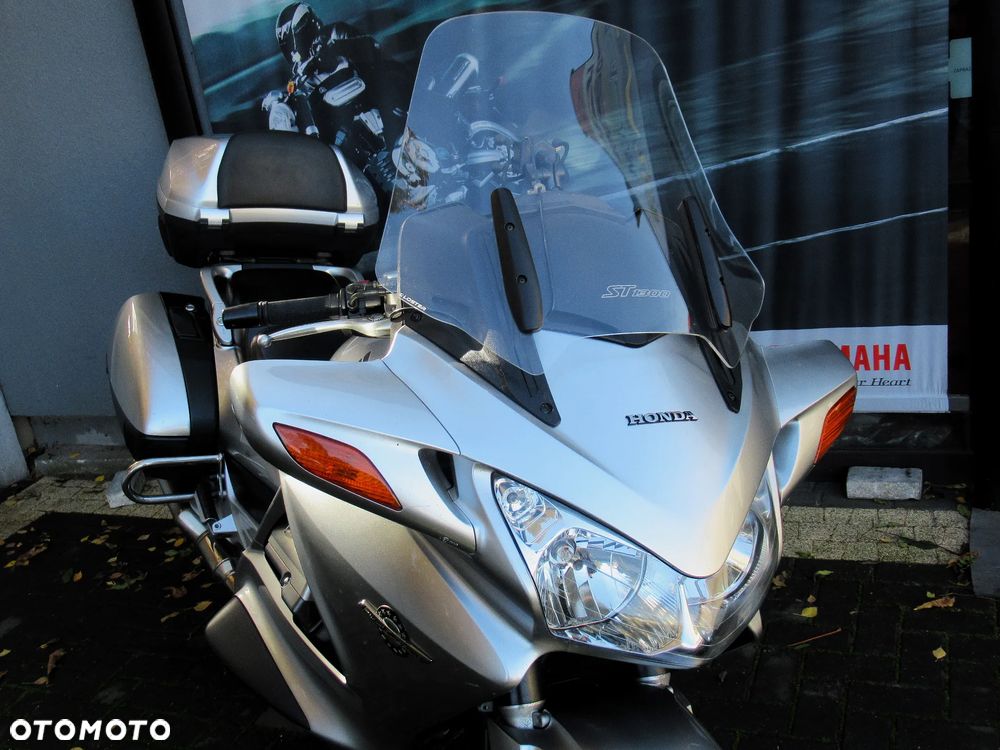 Honda ST - 13