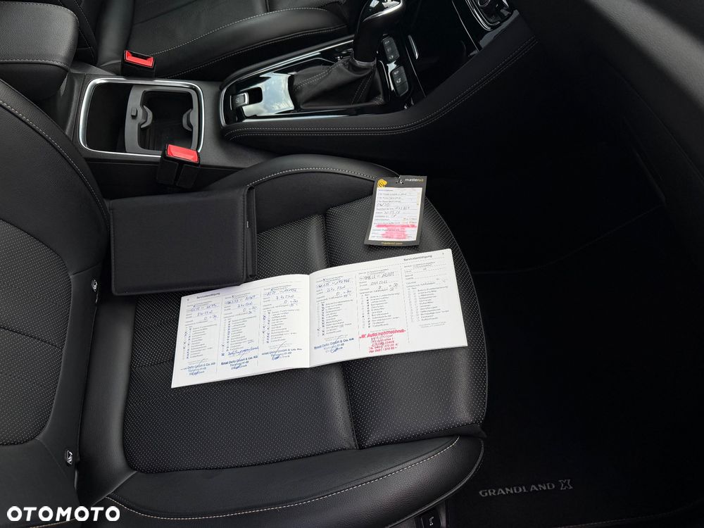 Opel Grandland X 2.0 D Start/Stop Automatik Design Line - 32
