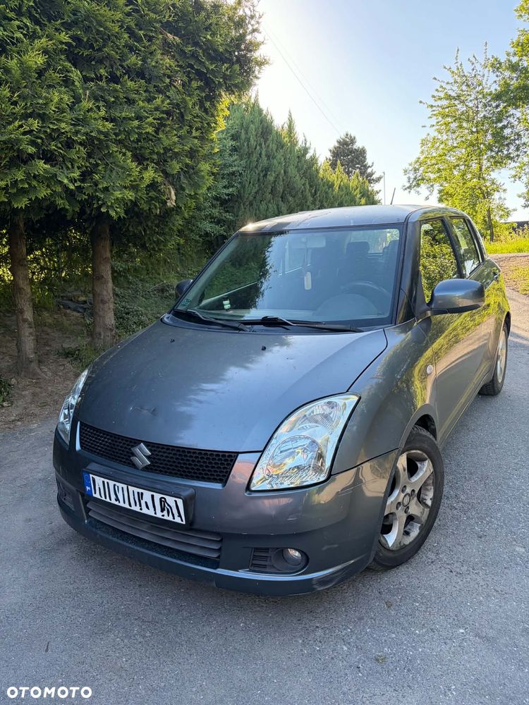 Suzuki Swift - 2