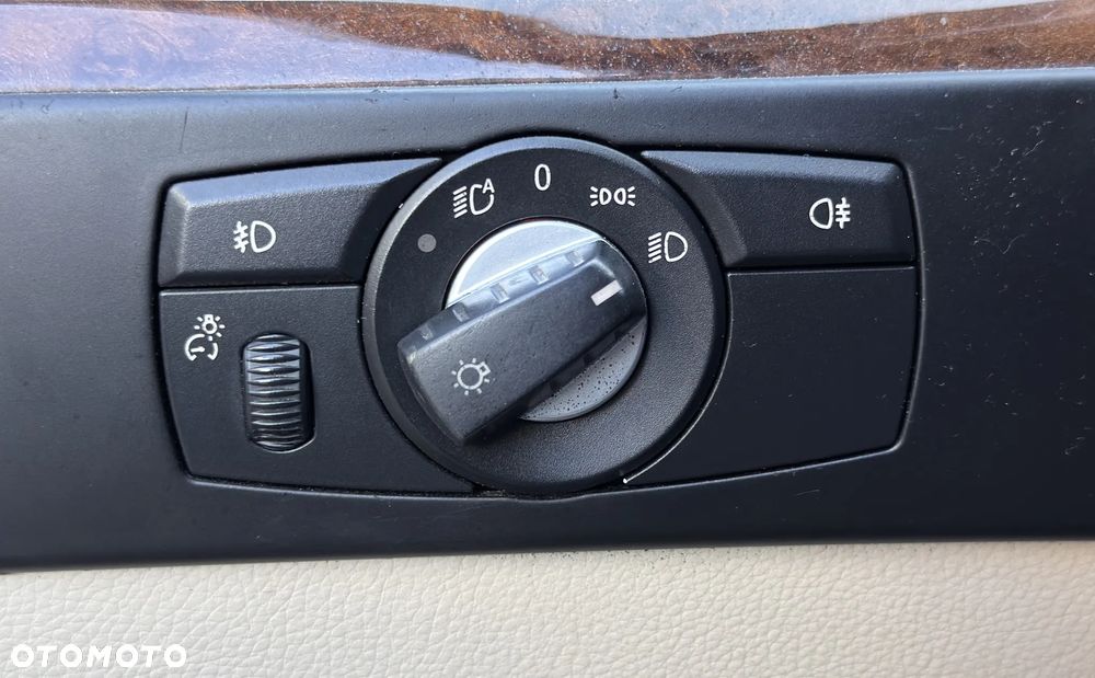 BMW Seria 5 5er Touring Edition Sport - 17