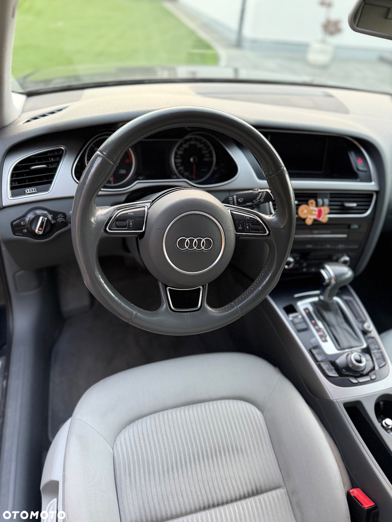 Audi A4 - 12