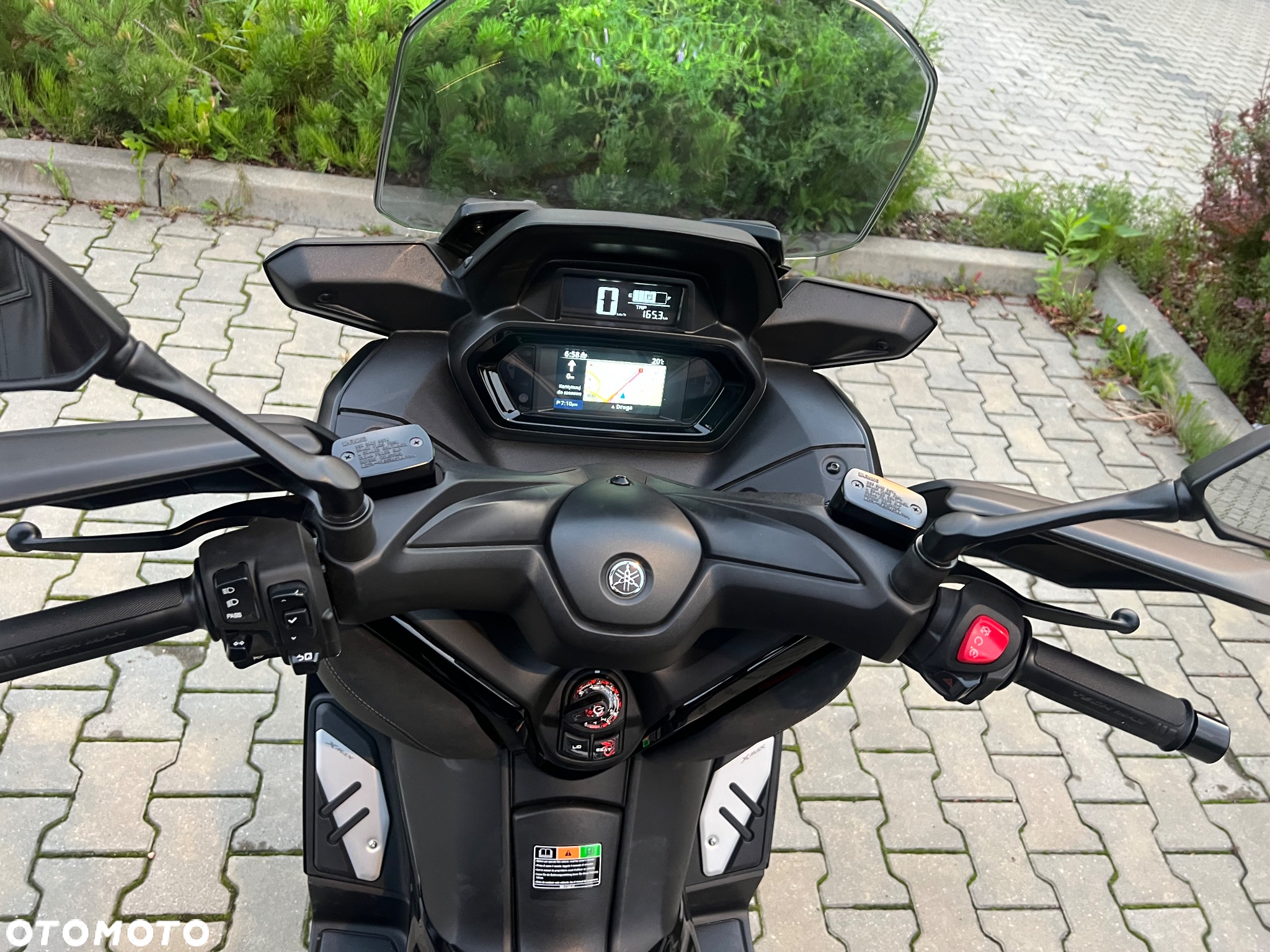 Yamaha X-max - 37