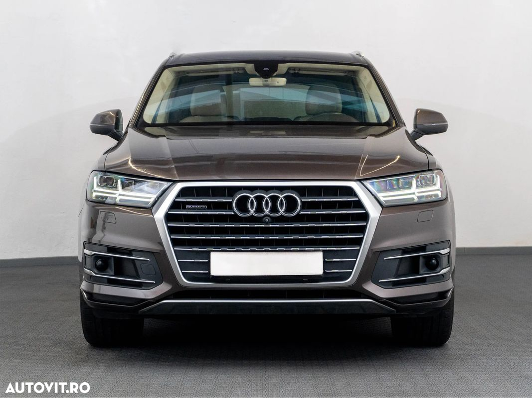 Audi Q7 - 4
