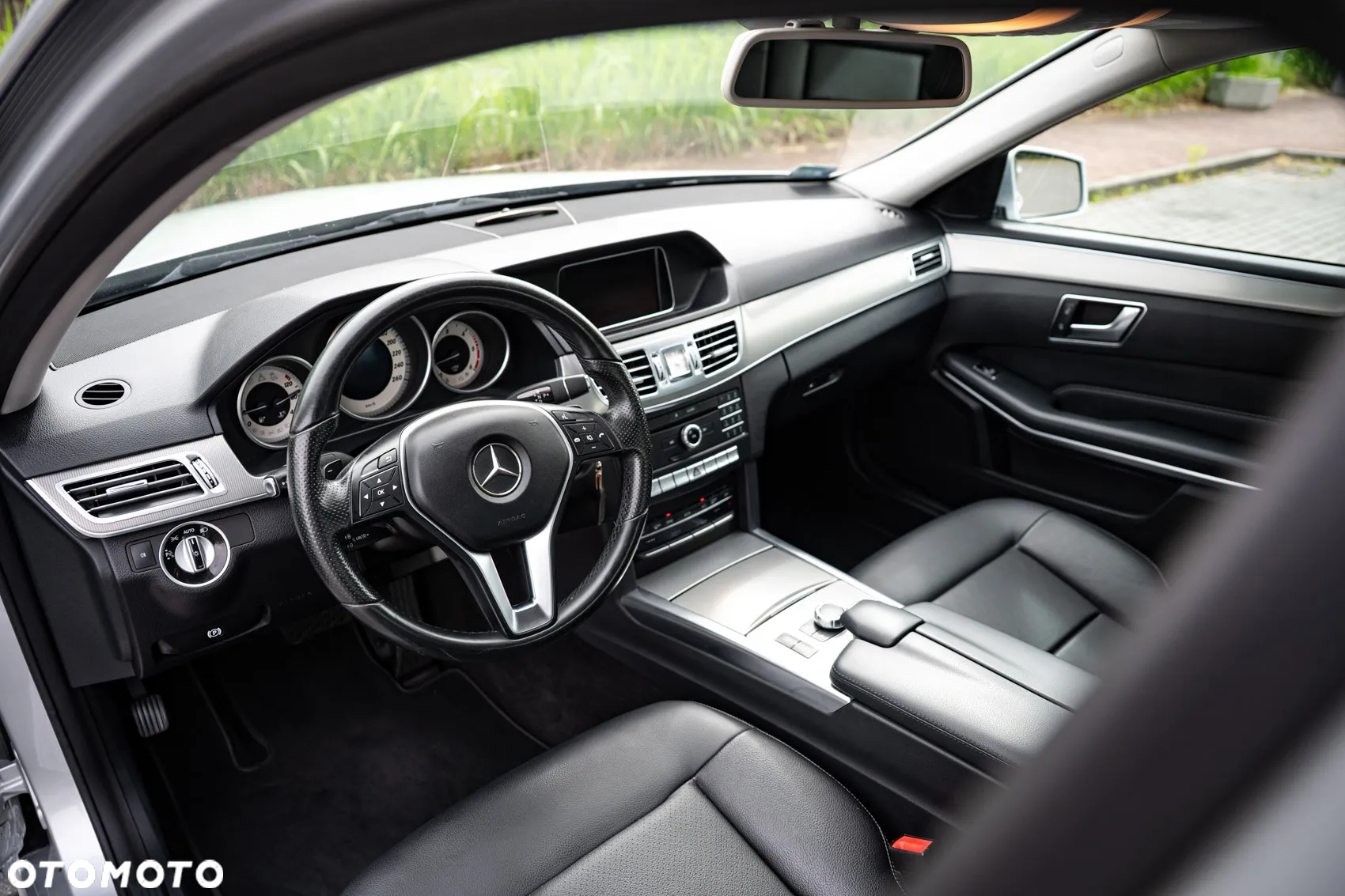 Mercedes-Benz Klasa E 220 BlueTEC 4-Matic Avantgarde - 13