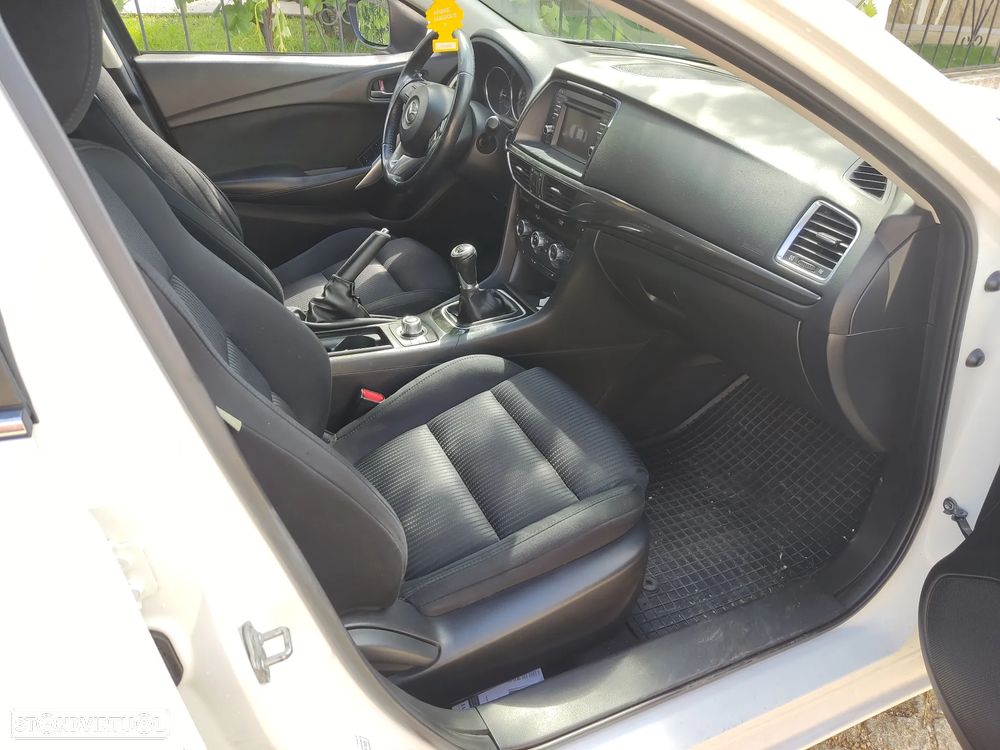 Mazda 6 2.2 SKY-D Evolve Navi - 9